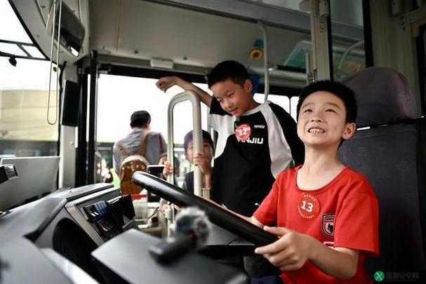 成为班级里的公交车：独特的体验之旅