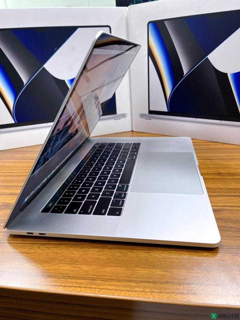 1819macbookpro 高清：卓越性能展现